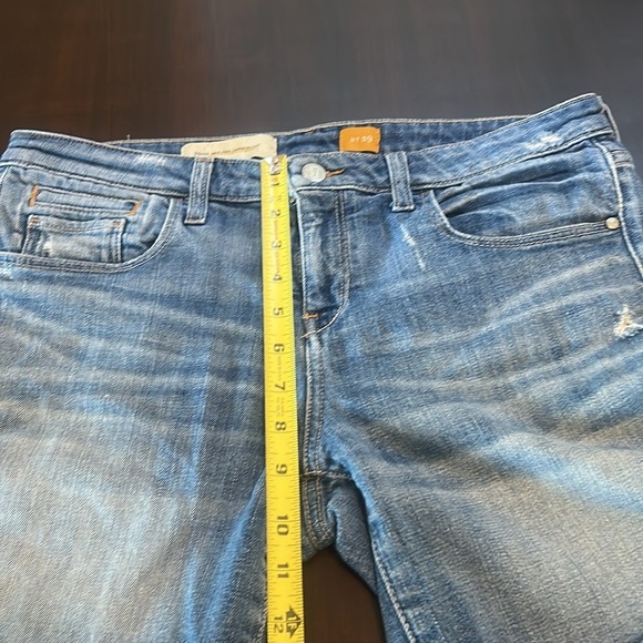 Pilcro and the Letterpress Women's Lightly Distressed Denim Shorts Size 29 - Picture 8 of 16